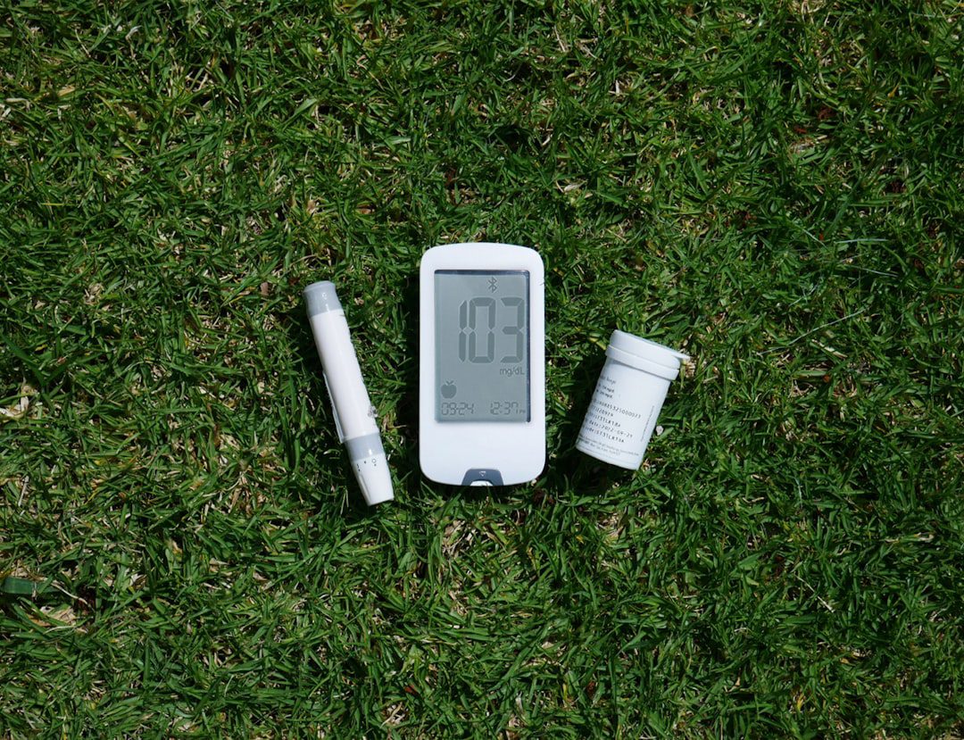 Photo blood sugar monitor